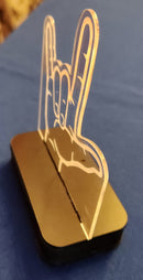 Mini troféu de mesa com desenho I LOVE YOU em ASL